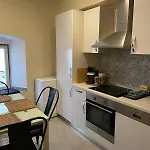 Апартаменты Klara Living Apartment, Old Town House, Sea View Стари Град