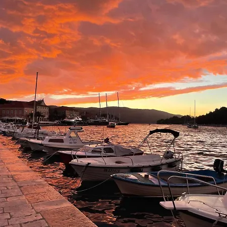 Klara Living Apartment, Old Town House, Sea View * Stari Grad (Hvar)