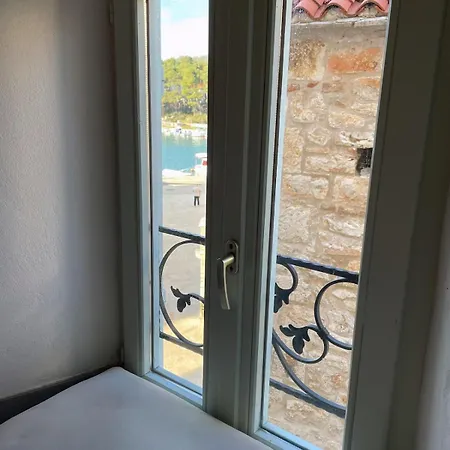 Klara Living Apartment, Old Town House, Sea View *